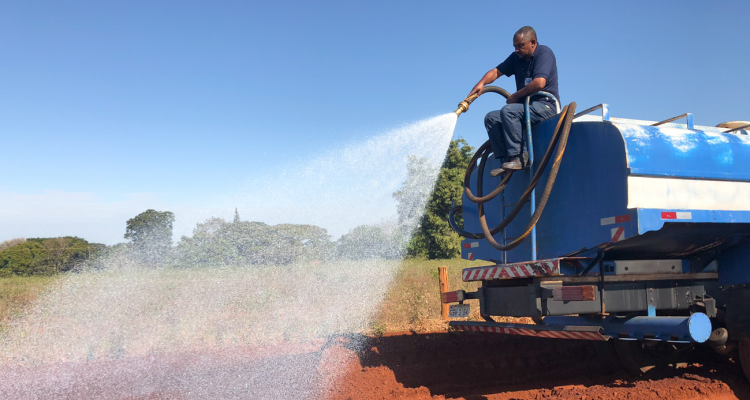 CIVAP organiza demonstração de estabilizador de solos, tecnologia usada pelo Exército Brasileiro no Haiti CIVAP organiza demonstração de estabilizador de solos, tecnologia usada pelo Exército Brasileiro no Haiti