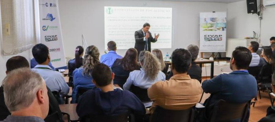 CIVAP realiza curso de Metodologias de Fiscalização Tributária para servidores de municípios consorciados CIVAP realiza curso de Metodologias de Fiscalização Tributária para servidores de municípios consorciados