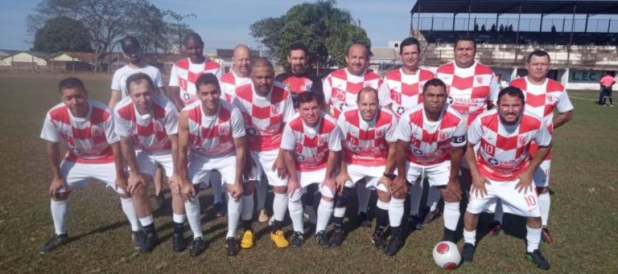 Lutécia domina o jogo e vence Tarumã por 4 a 1 na Copa CIVAP Master 40 Lutécia domina o jogo e vence Tarumã por 4 a 1 na Copa CIVAP Master 40