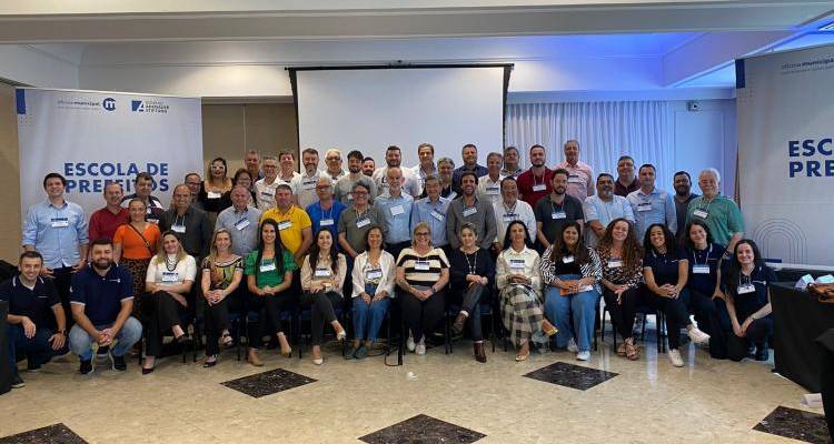 CIVAP fortalece conhecimento no Programa Escola de Prefeitos em Campos do Jordão CIVAP fortalece conhecimento no Programa Escola de Prefeitos em Campos do Jordão