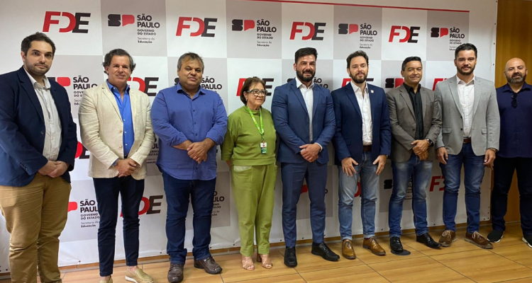 Consórcios de SP se unem para fortalecer a Educação: CIVAP em reunião estratégica com a FDE Consórcios de SP se unem para fortalecer a Educação: CIVAP em reunião estratégica com a FDE