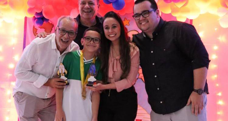 Olimpíada CIVAP de Língua Portuguesa e Matemática premia talentos da região Olimpíada CIVAP de Língua Portuguesa e Matemática premia talentos da região