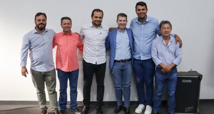 CIVAP 2025: Nova diretoria é eleita e assume compromisso com o desenvolvimento regional CIVAP 2025: Nova diretoria é eleita e assume compromisso com o desenvolvimento regional