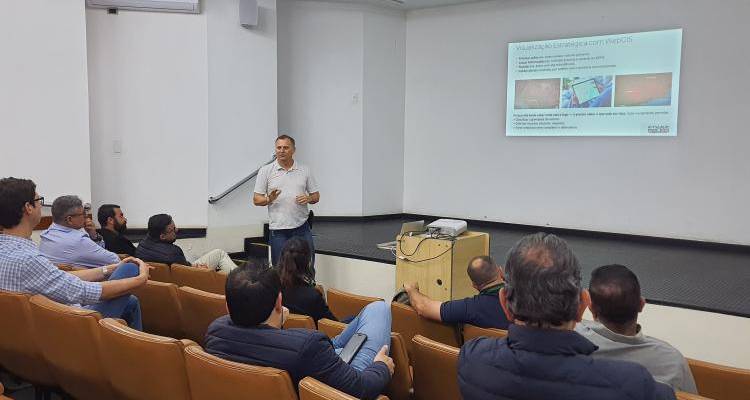 CIVAP e Assocana se reúnem para discutir ações de prevenção a incêndios na região CIVAP e Assocana se reúnem para discutir ações de prevenção a incêndios na região