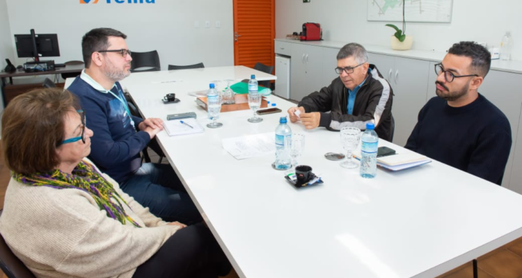 CIVAP e FEMA iniciam aproximação para fortalecer o ensino superior e o desenvolvimento regional CIVAP e FEMA iniciam aproximação para fortalecer o ensino superior e o desenvolvimento regional