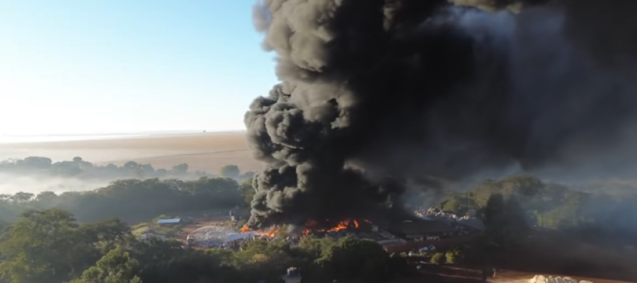 Câmara Técnica de Proteção e Defesa Civil do CIVAP se une para combater incêndio em Palmital Câmara Técnica de Proteção e Defesa Civil do CIVAP se une para combater incêndio em Palmital