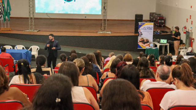 Gália sedia Encontro de Planejamento Estratégico da Educação para 2026 promovido pelo CIVAP