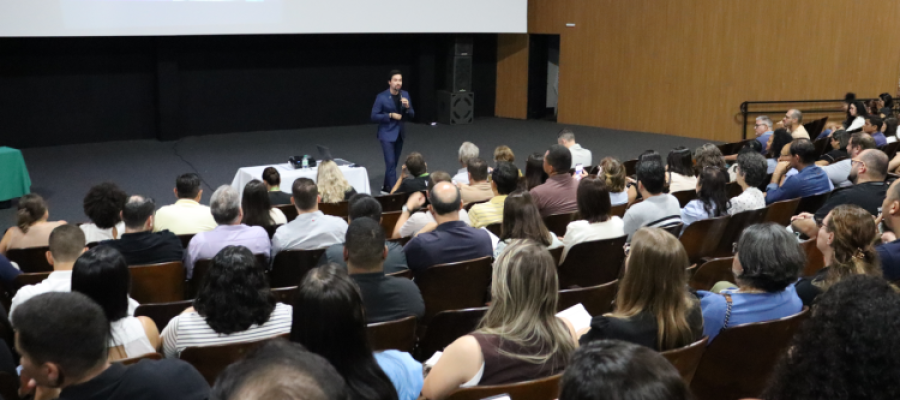 Escola de Governo: CIVAP promove capacitação avançada sobre Contratação Direta e Credenciamento Público Escola de Governo: CIVAP promove capacitação avançada sobre Contratação Direta e Credenciamento Público