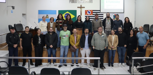 Encontro Técnico de Cultura e Turismo do CIVAP reúne gestores municipais em Piratininga