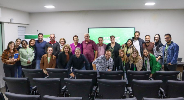 Prefeitos do CIVAP participam de reunião de trabalho e discutem ações estratégicas para o desenvolvimento regional
