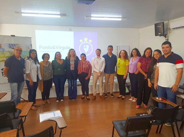 Câmara Técnica de Educação recebe equipe do Projeto Robótica de Assis